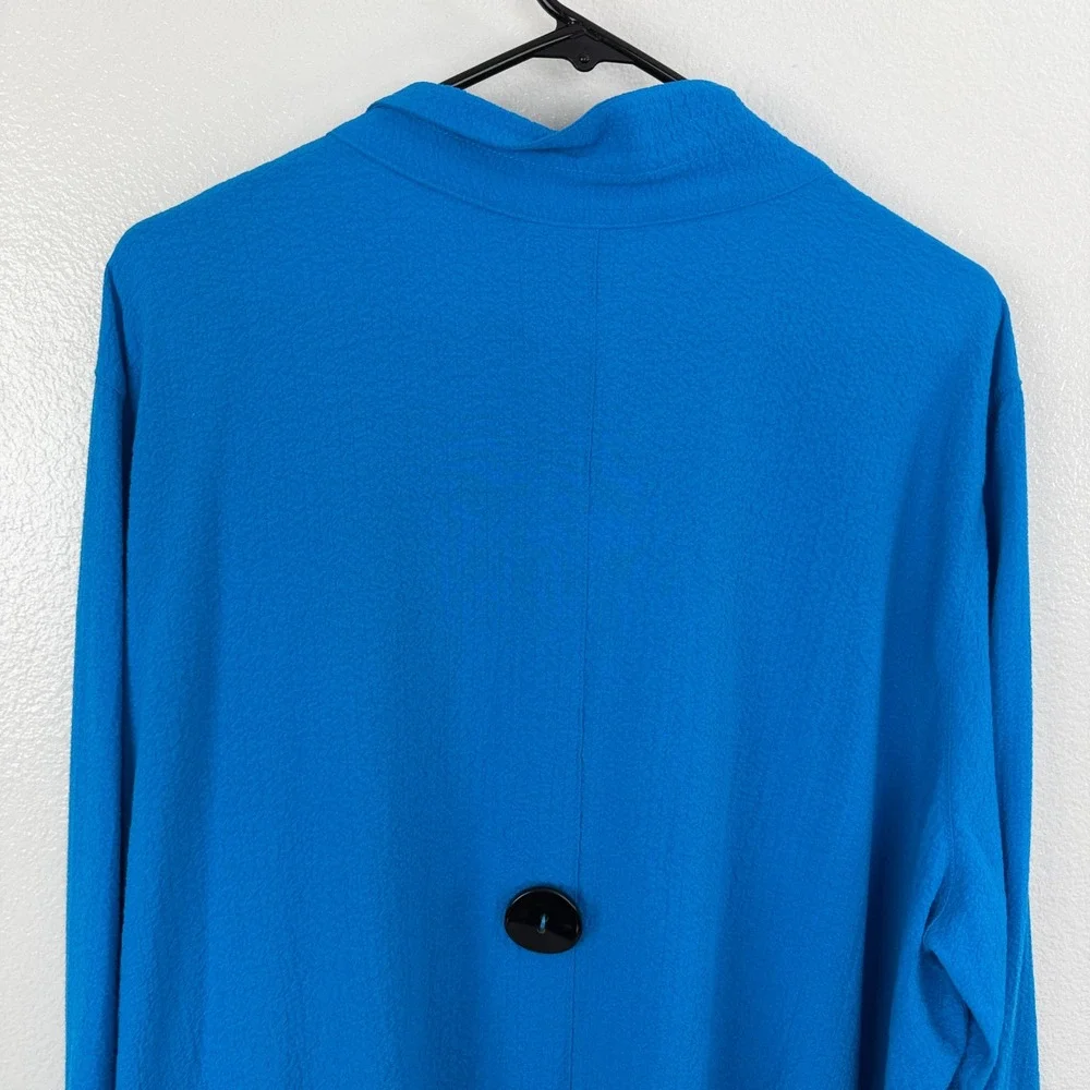 Ali Miles Jacket Womens 2X Blue Textured Roll Tab Sleeve Button Back Crepe Top